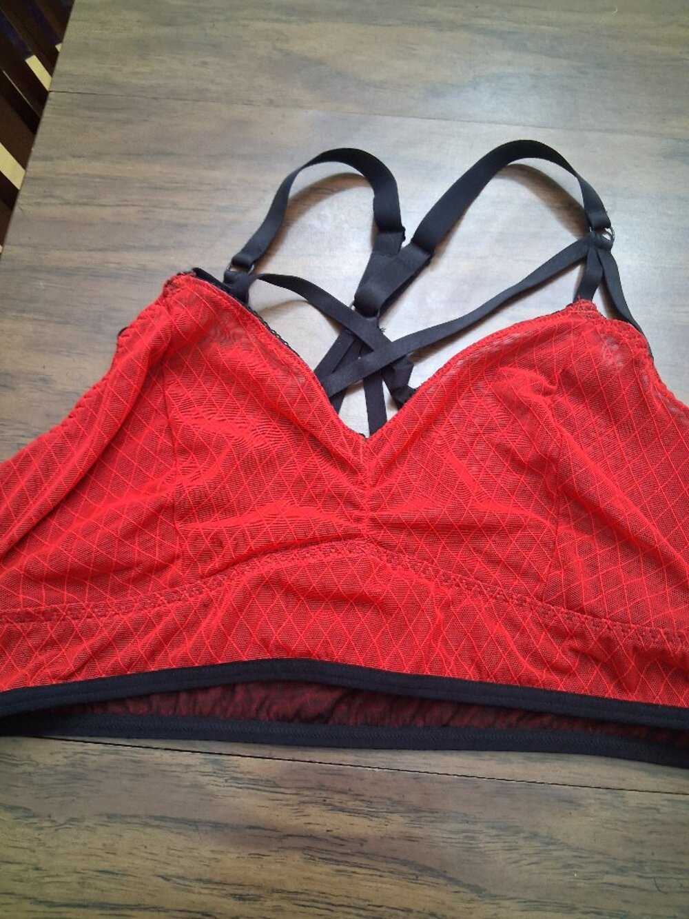 Torrid red lacy bralette 1x euc